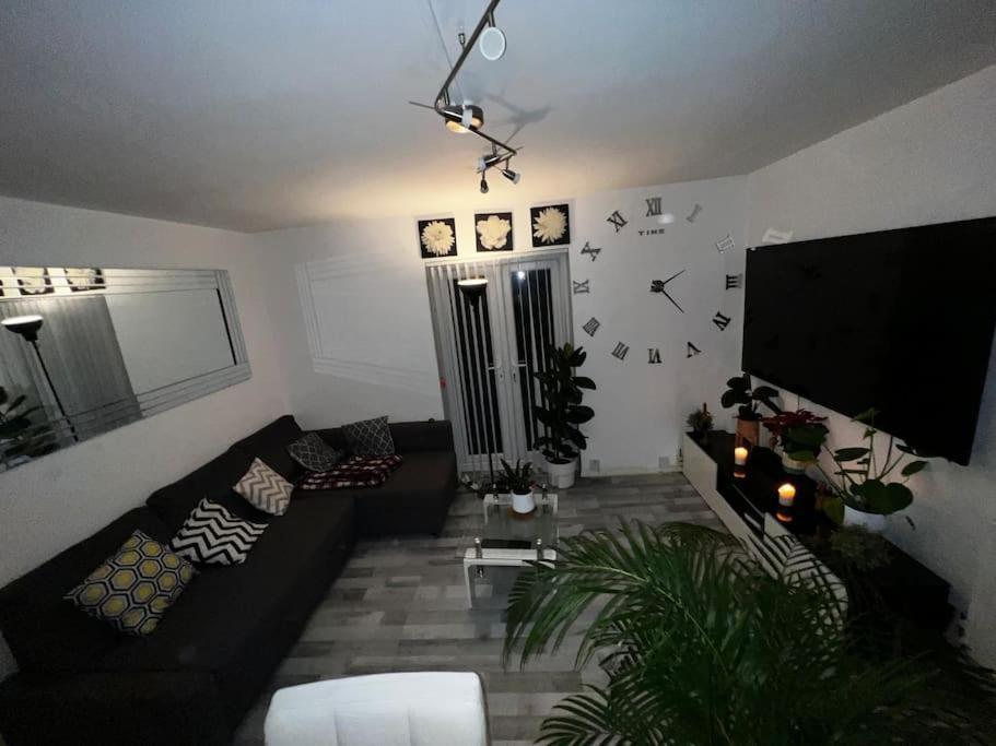 1-Bed Flat With Fast Wi-Fi In Prime Location 15Mins From Central London Eksteriør bilde